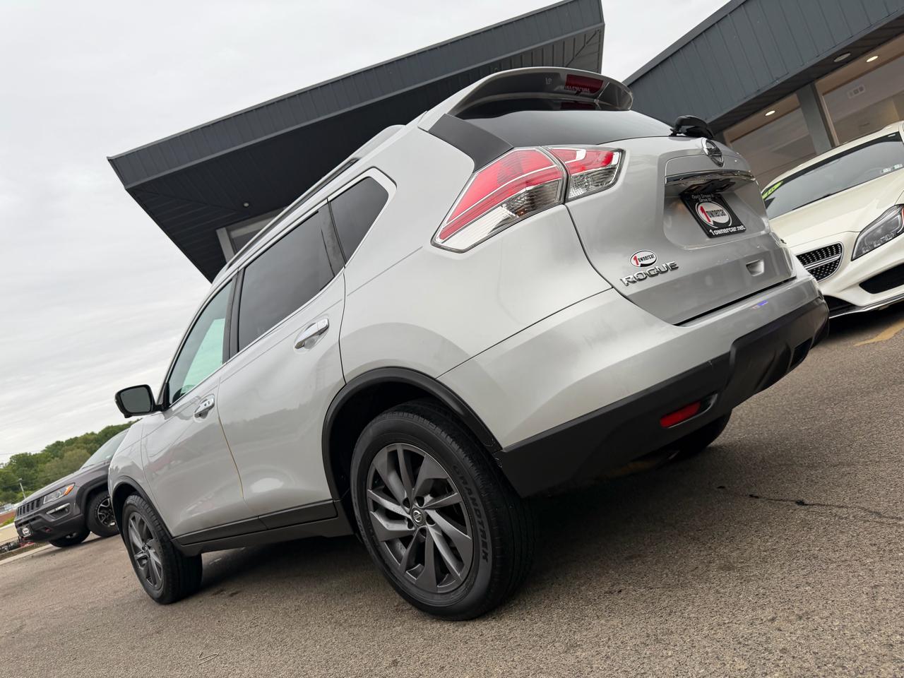 Nissan Rogue AWD 4dr SL 2016