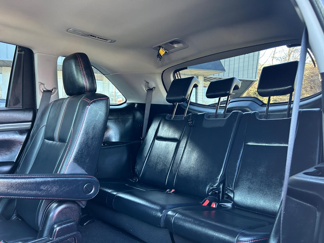 Toyota Highlander XLE V6 AWD (Natl) 2019