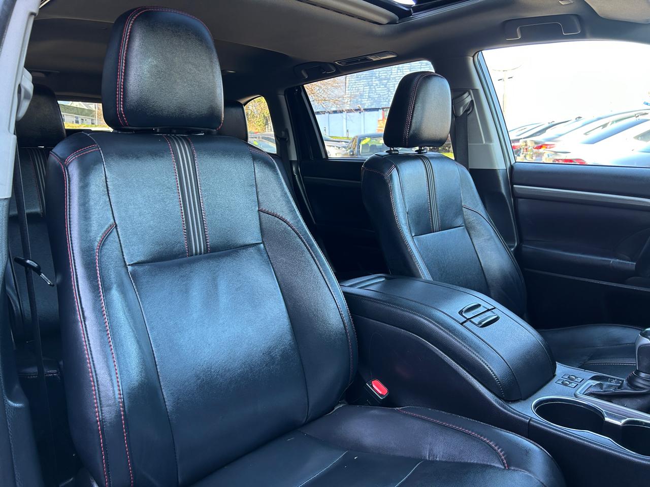 Toyota Highlander XLE V6 AWD (Natl) 2019