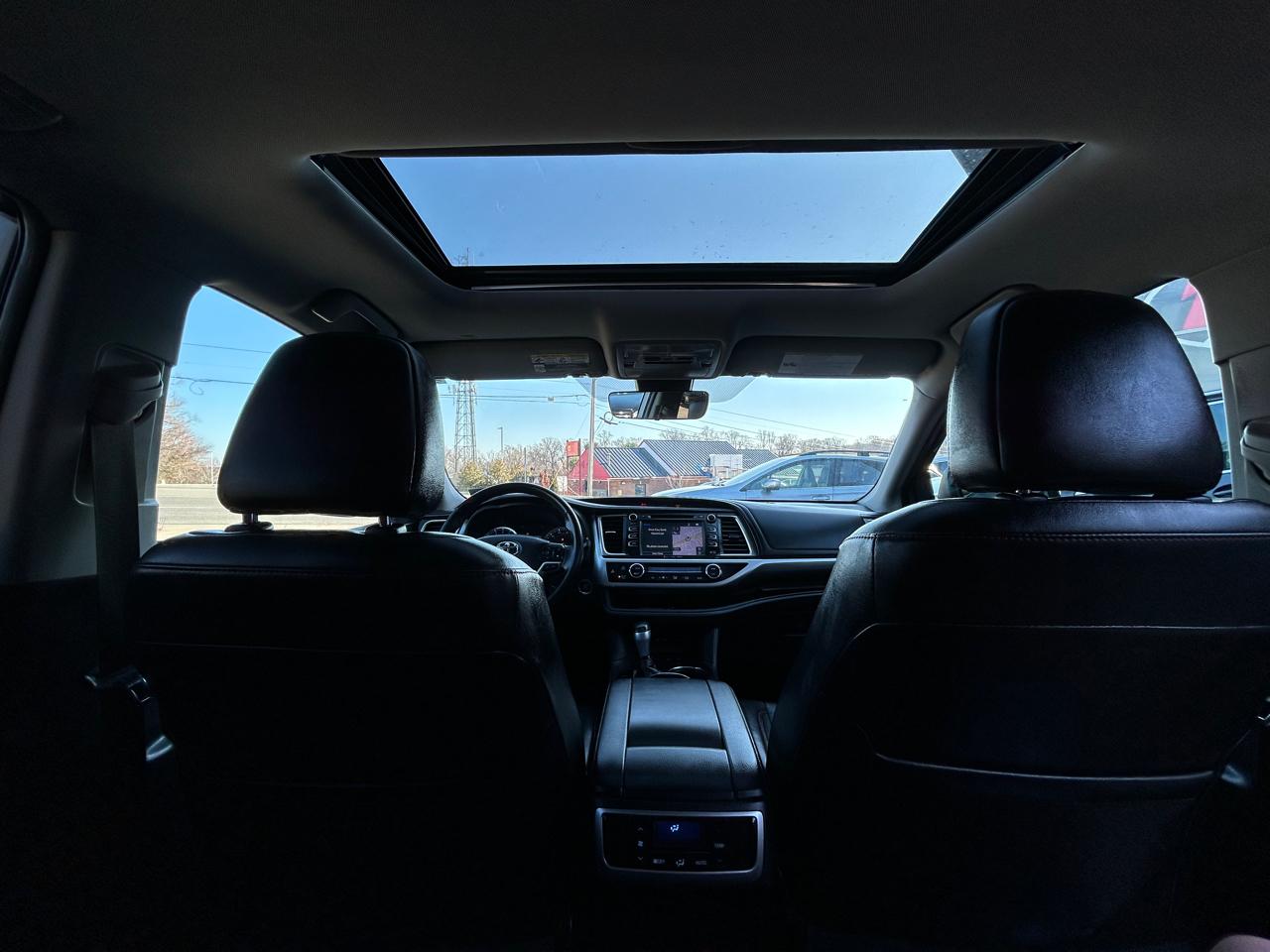 Toyota Highlander XLE V6 AWD (Natl) 2019