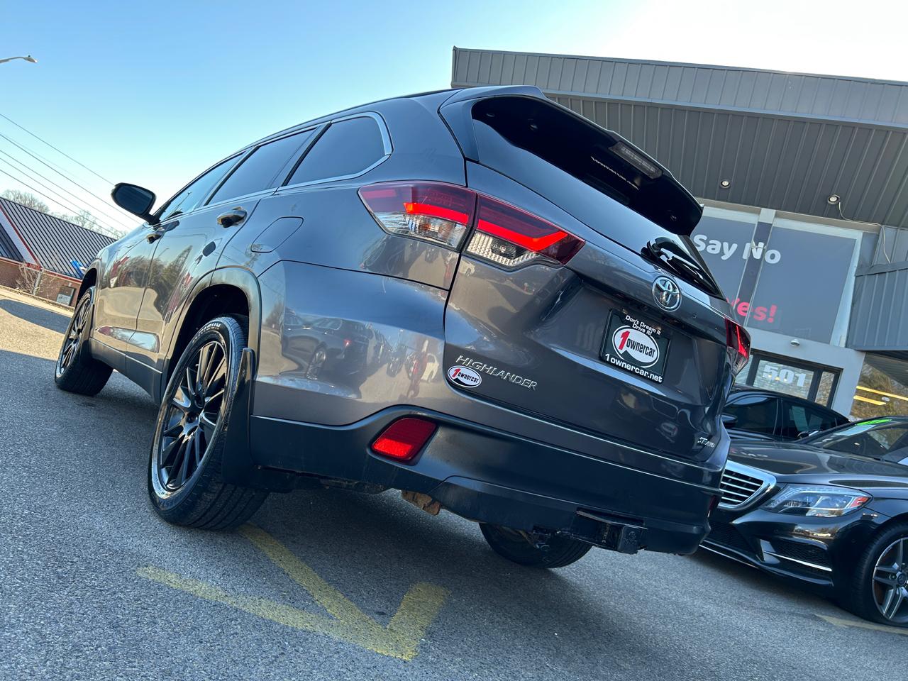 Toyota Highlander XLE V6 AWD (Natl) 2019