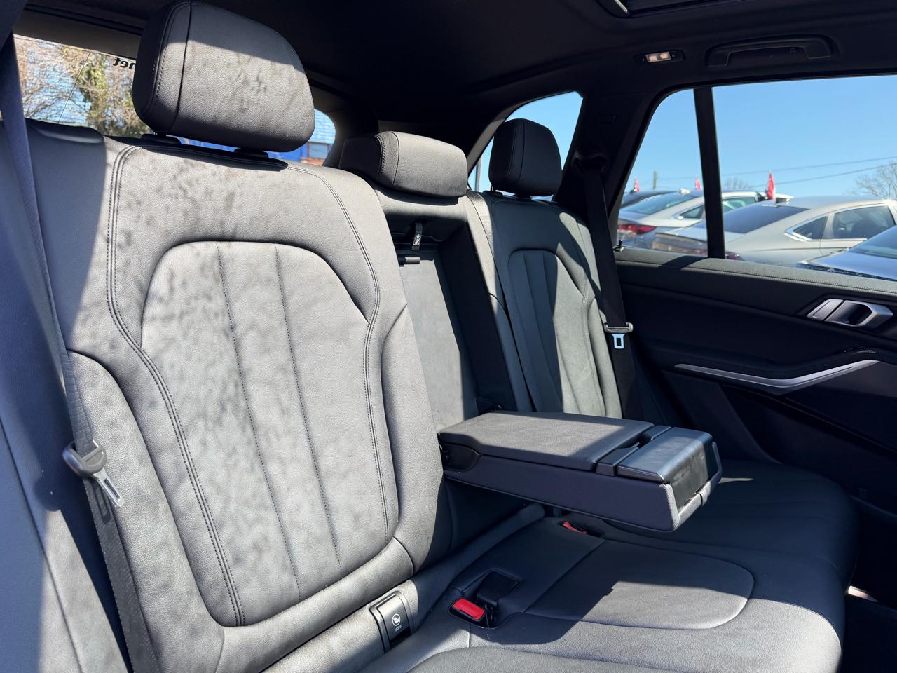 BMW X5 xDrive40i Sports Activity Vehicle 2019