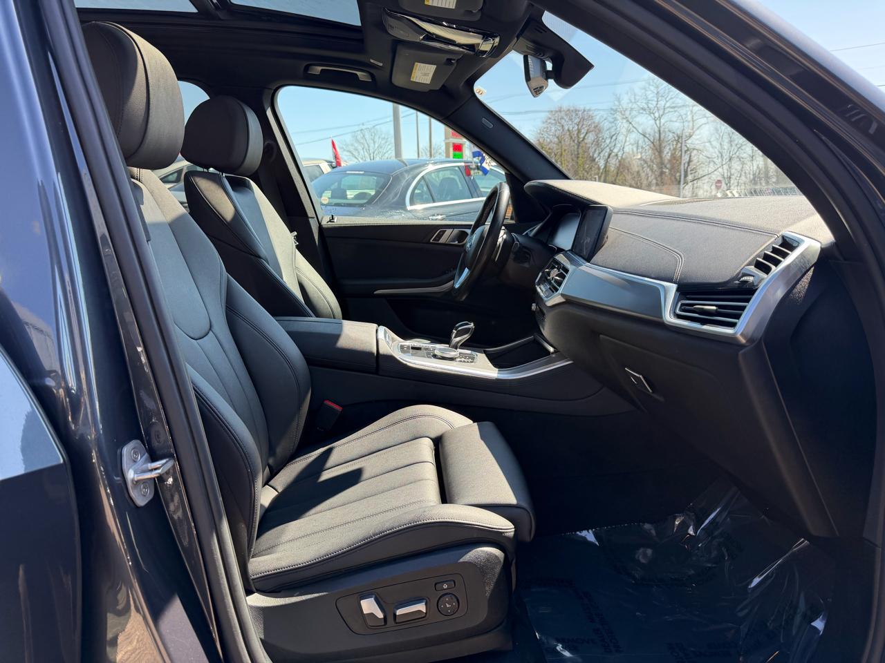 BMW X5 xDrive40i Sports Activity Vehicle 2019