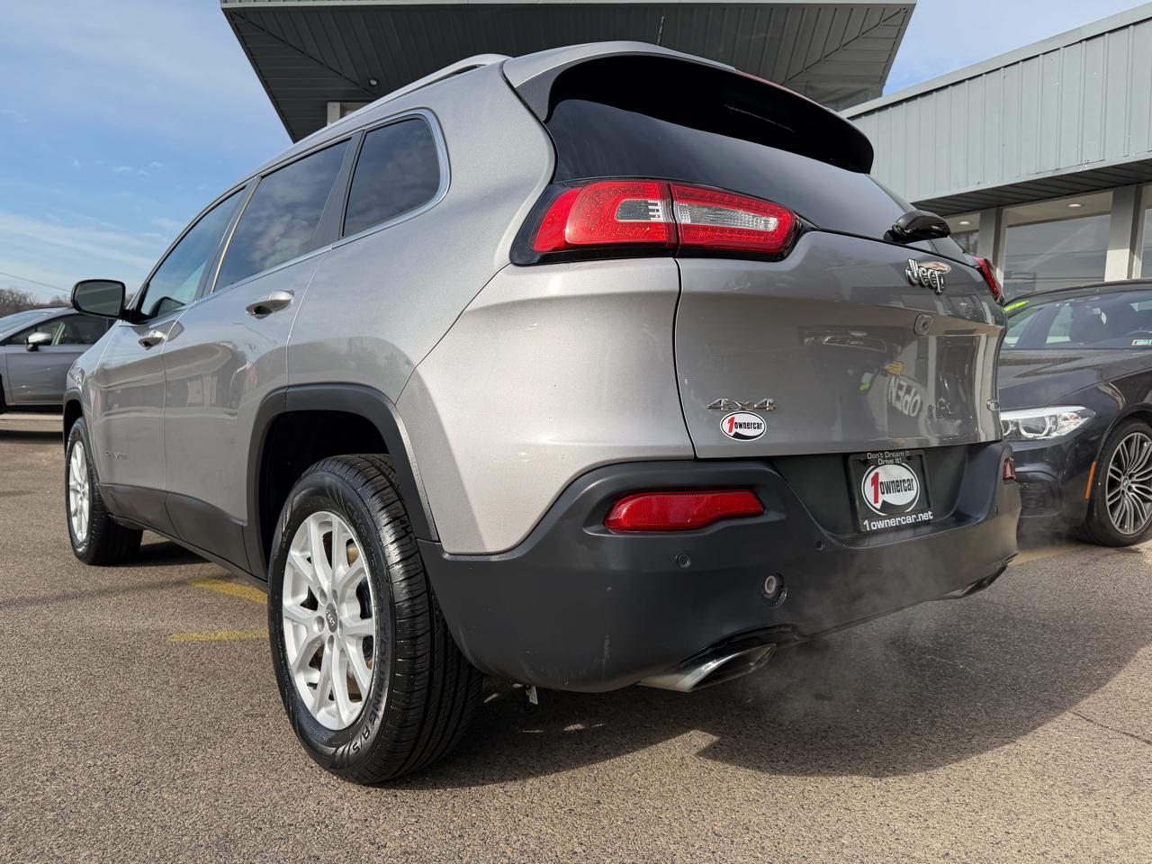 Jeep Cherokee 4WD 4dr Latitude 2016