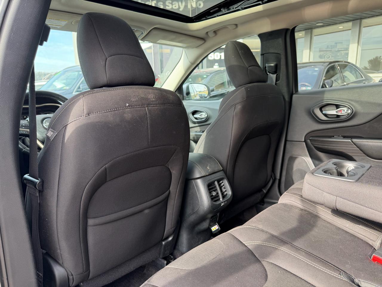 Jeep Cherokee 4WD 4dr Latitude 2016