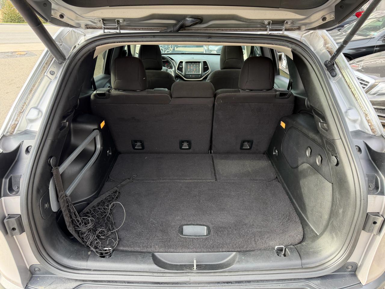 Jeep Cherokee 4WD 4dr Latitude 2016