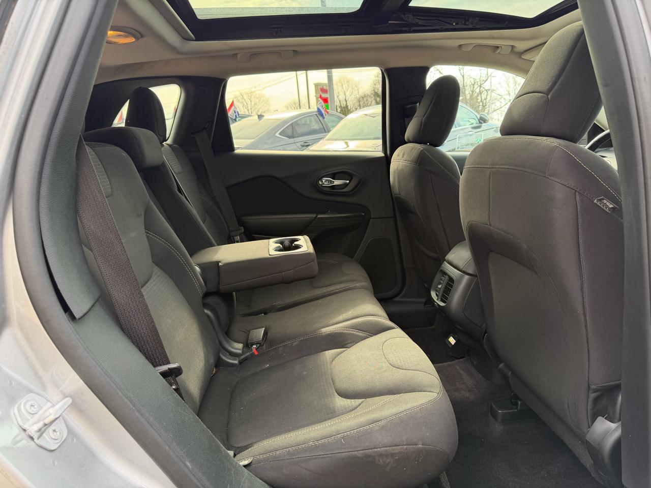 Jeep Cherokee 4WD 4dr Latitude 2016