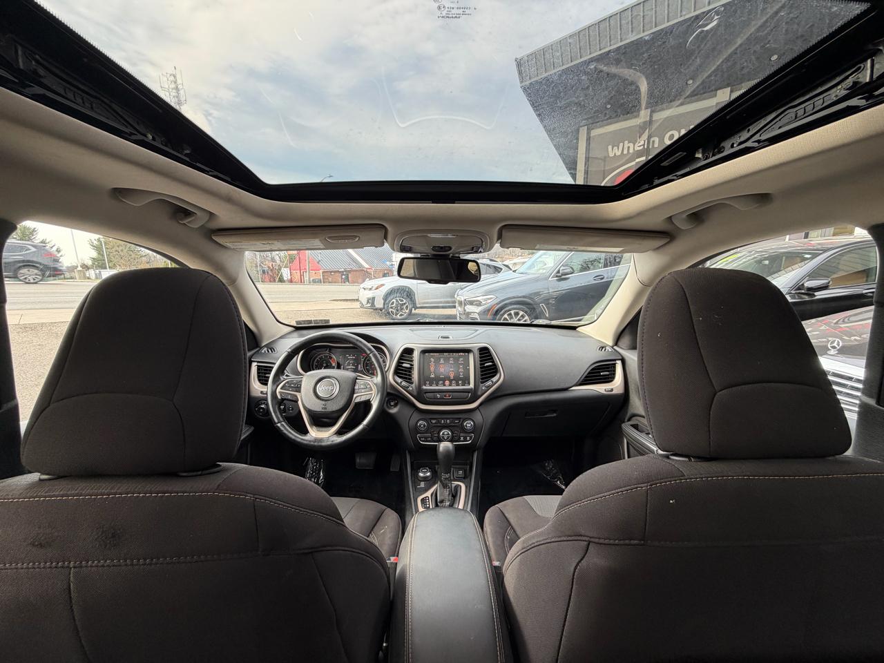 Jeep Cherokee 4WD 4dr Latitude 2016