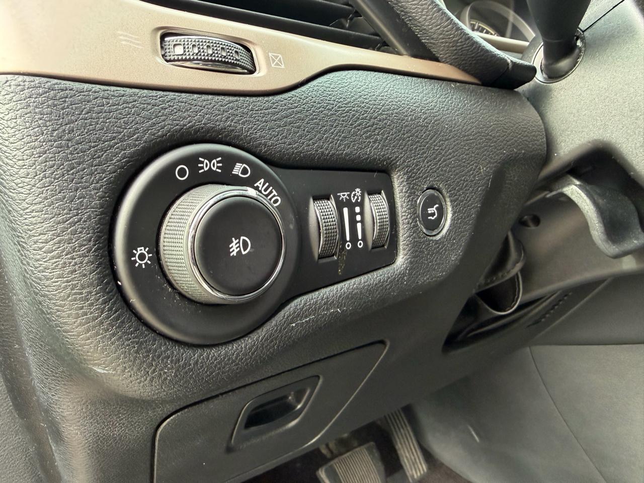 Jeep Cherokee 4WD 4dr Latitude 2016