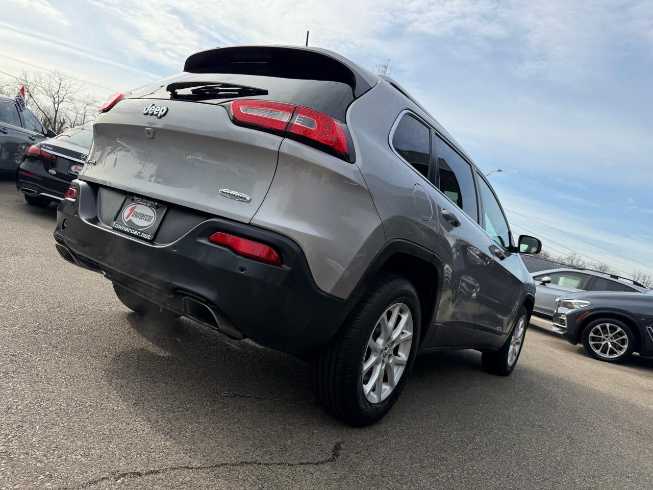 Jeep Cherokee 4WD 4dr Latitude 2016