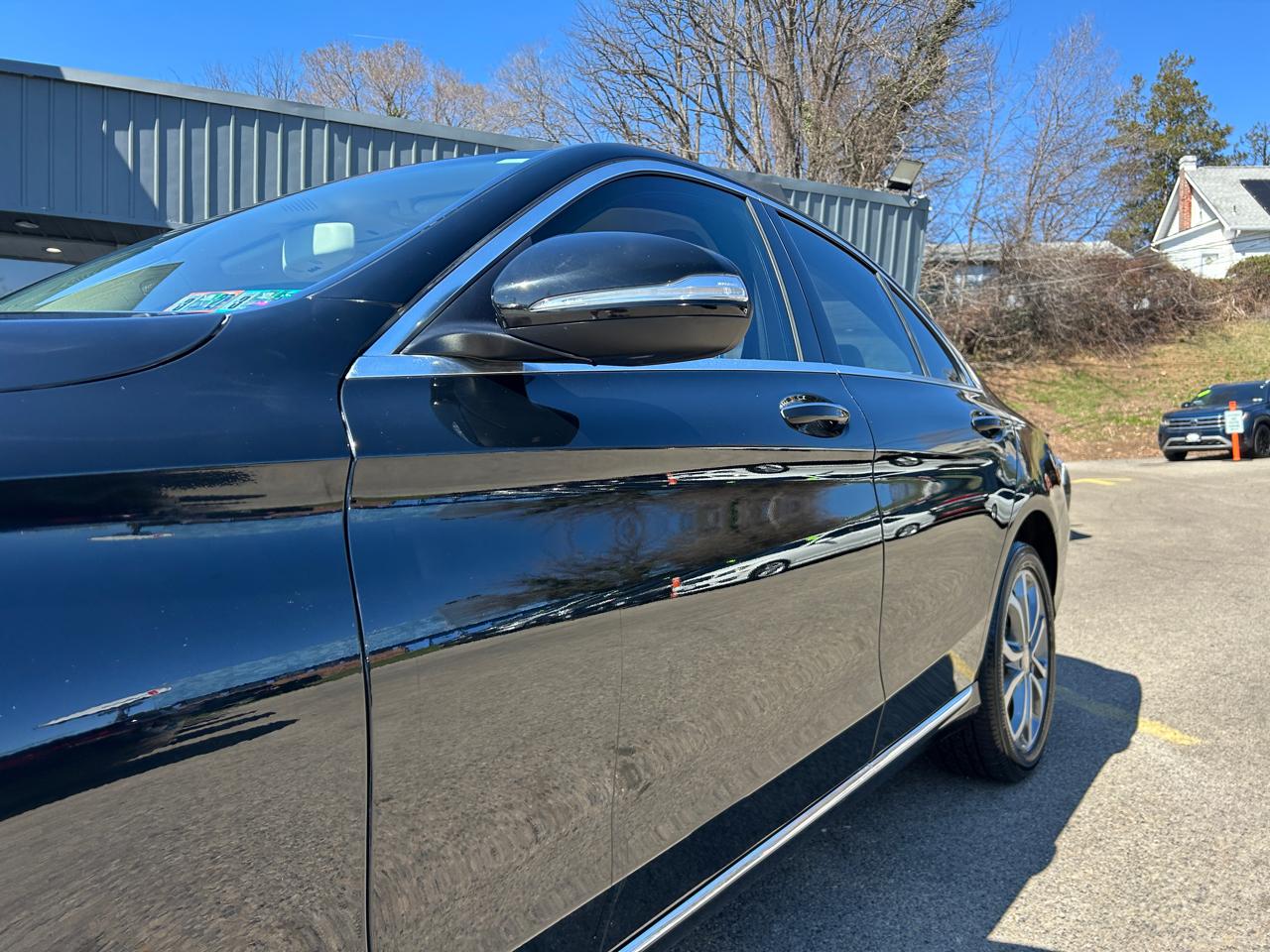 Mercedes-Benz C-Class 4dr Sdn C 300 4MATIC 2015