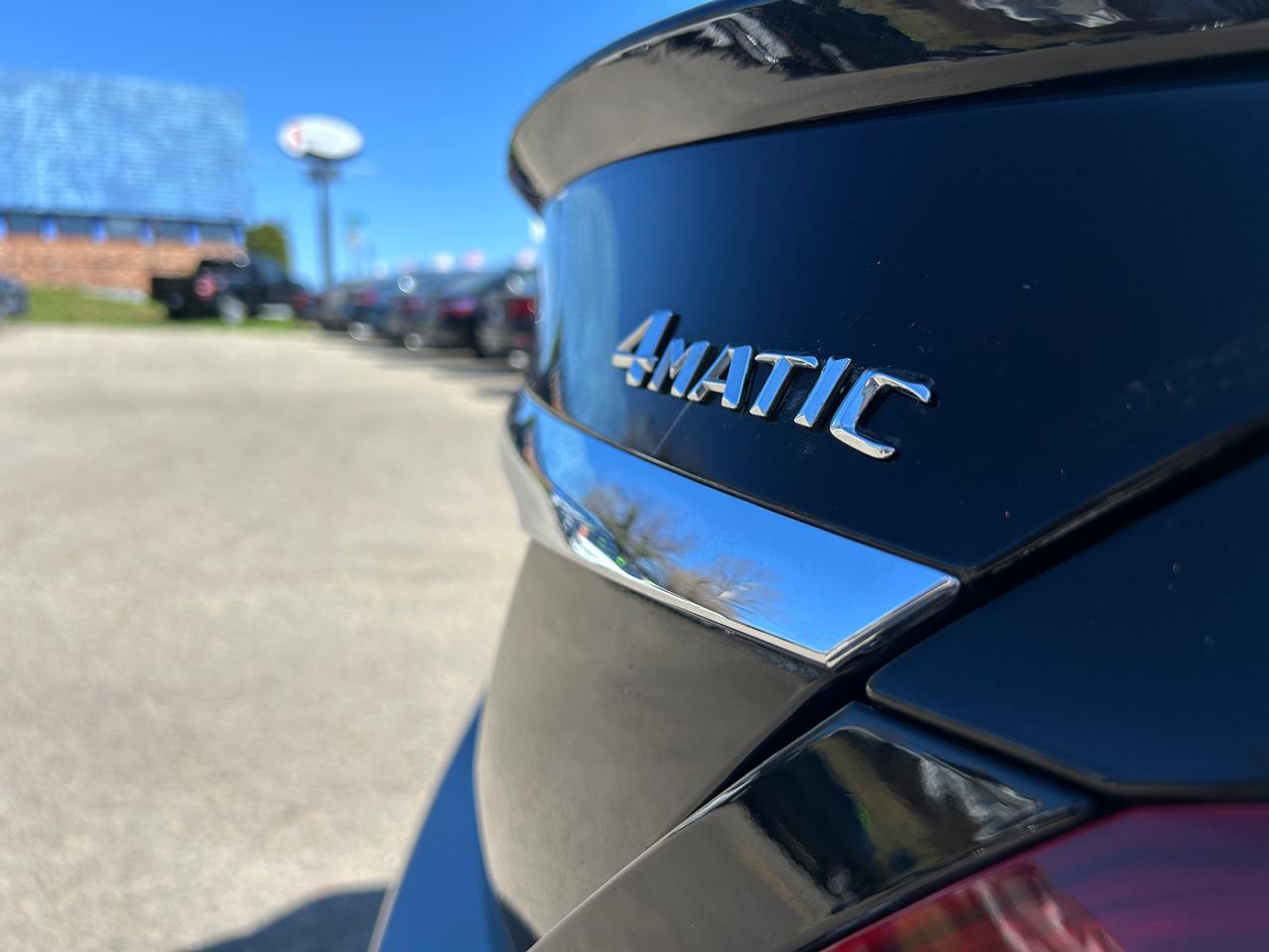 Mercedes-Benz C-Class 4dr Sdn C 300 4MATIC 2015