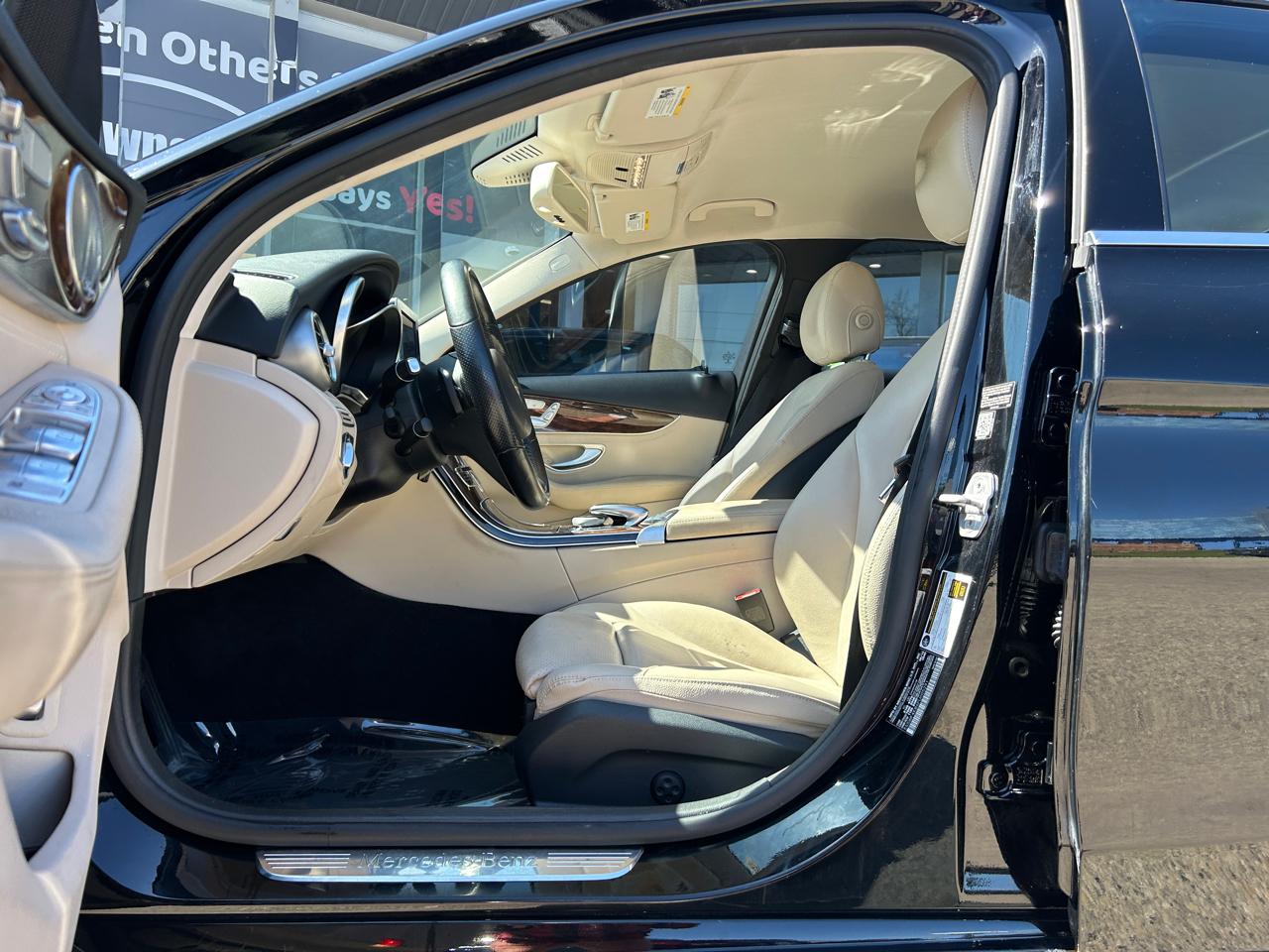 Mercedes-Benz C-Class 4dr Sdn C 300 4MATIC 2015