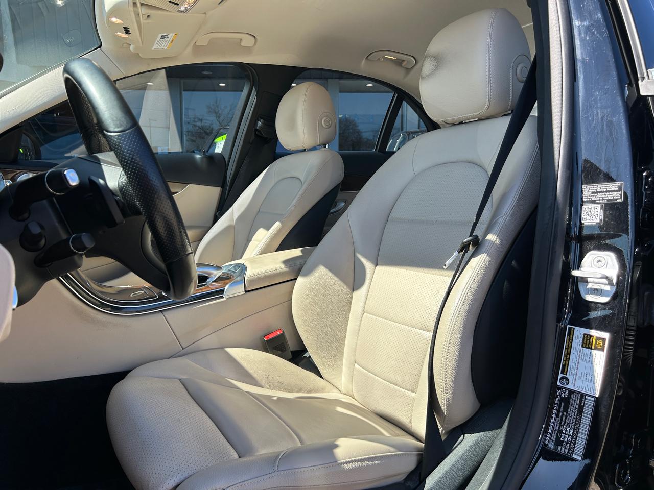 Mercedes-Benz C-Class 4dr Sdn C 300 4MATIC 2015