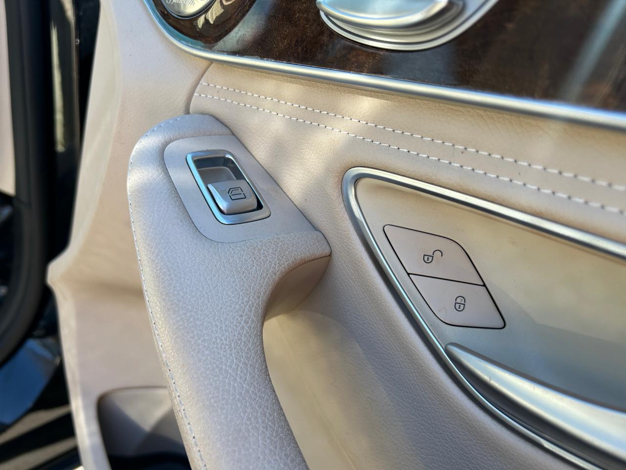 Mercedes-Benz C-Class 4dr Sdn C 300 4MATIC 2015