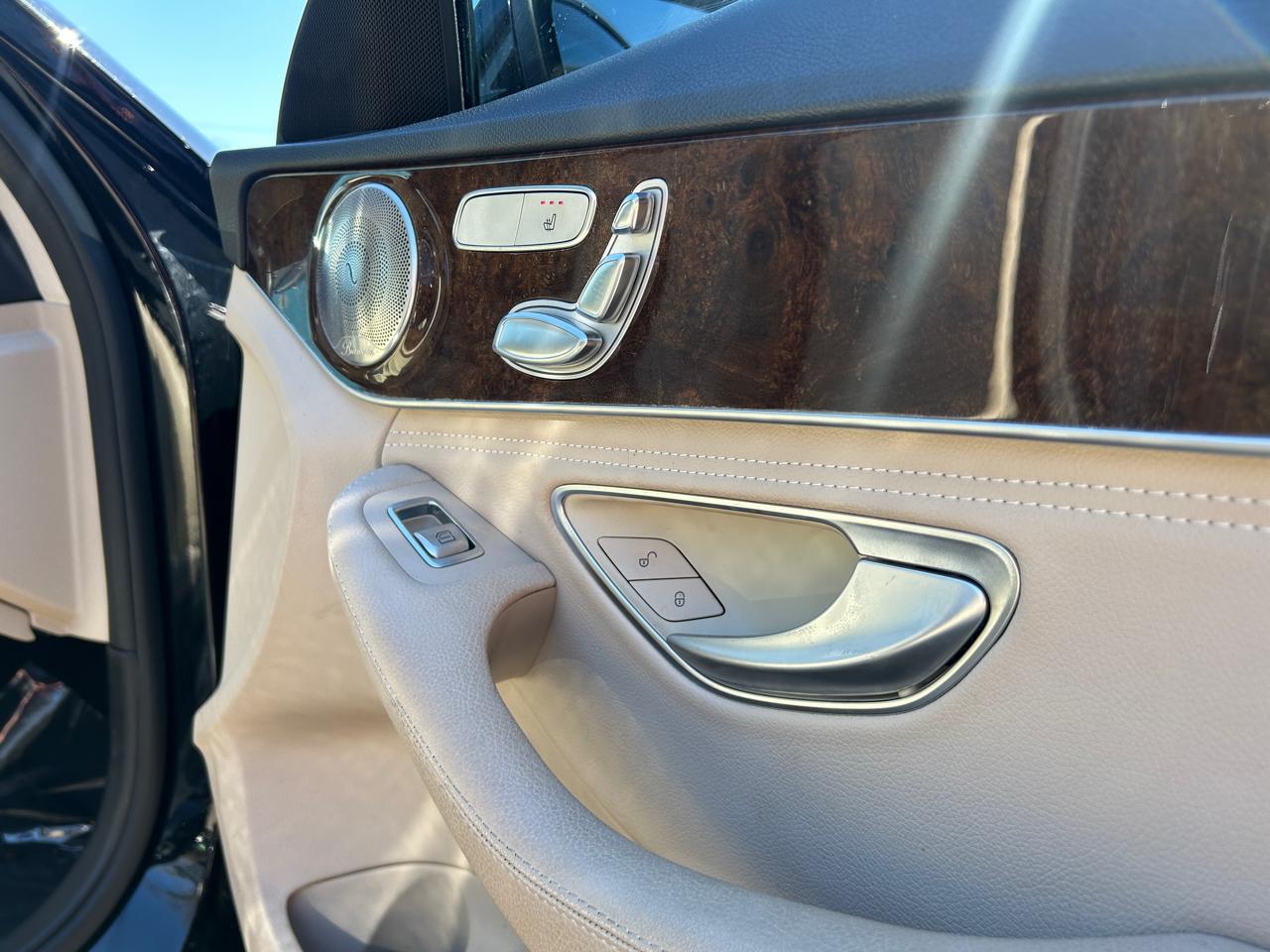 Mercedes-Benz C-Class 4dr Sdn C 300 4MATIC 2015