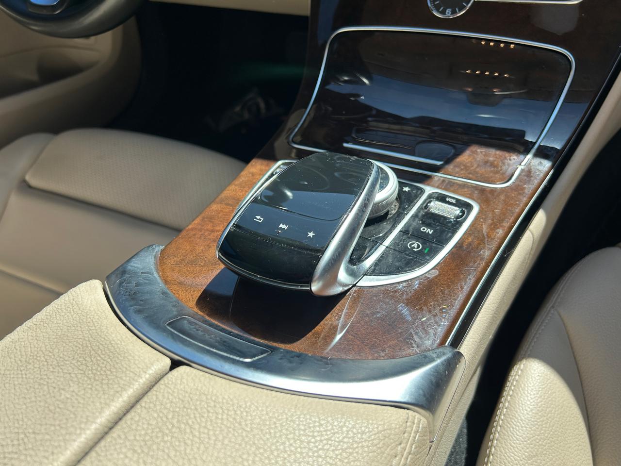 Mercedes-Benz C-Class 4dr Sdn C 300 4MATIC 2015