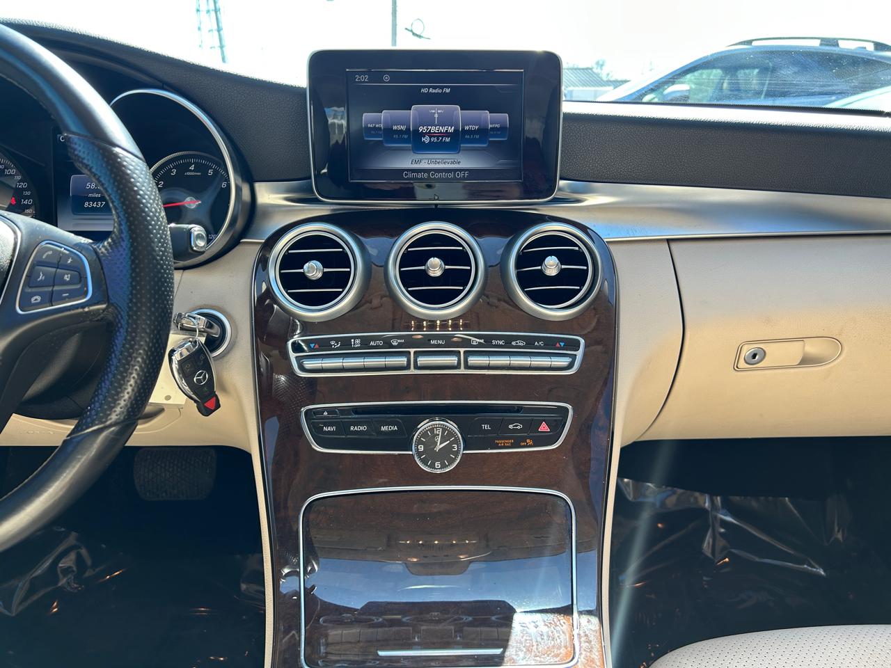 Mercedes-Benz C-Class 4dr Sdn C 300 4MATIC 2015