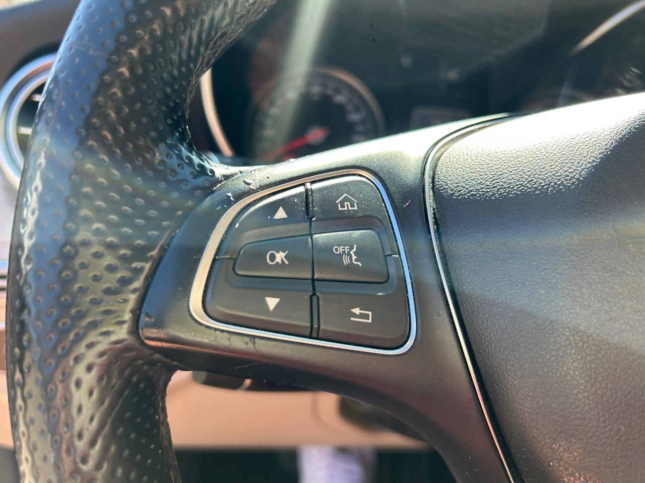 Mercedes-Benz C-Class 4dr Sdn C 300 4MATIC 2015