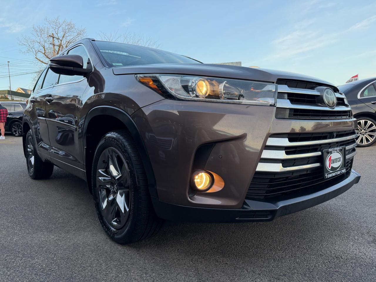 Toyota Highlander Limited V6 AWD (Natl) 2017