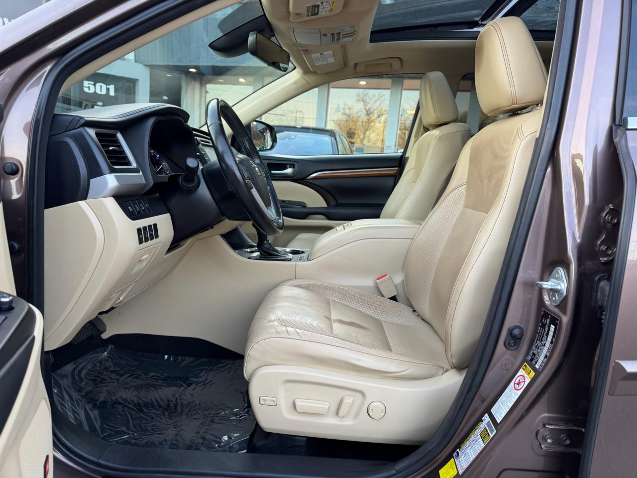 Toyota Highlander Limited V6 AWD (Natl) 2017