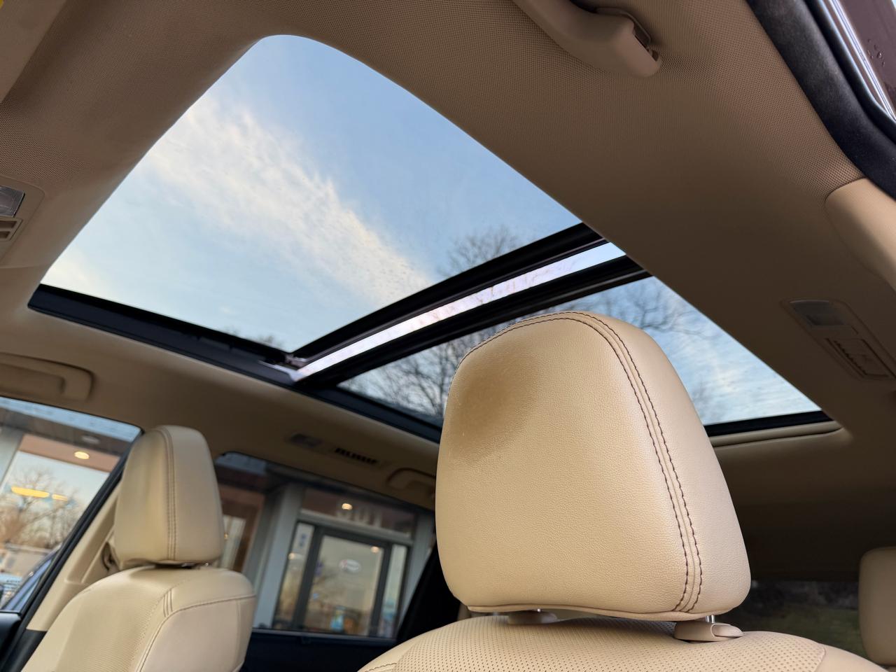 Toyota Highlander Limited V6 AWD (Natl) 2017