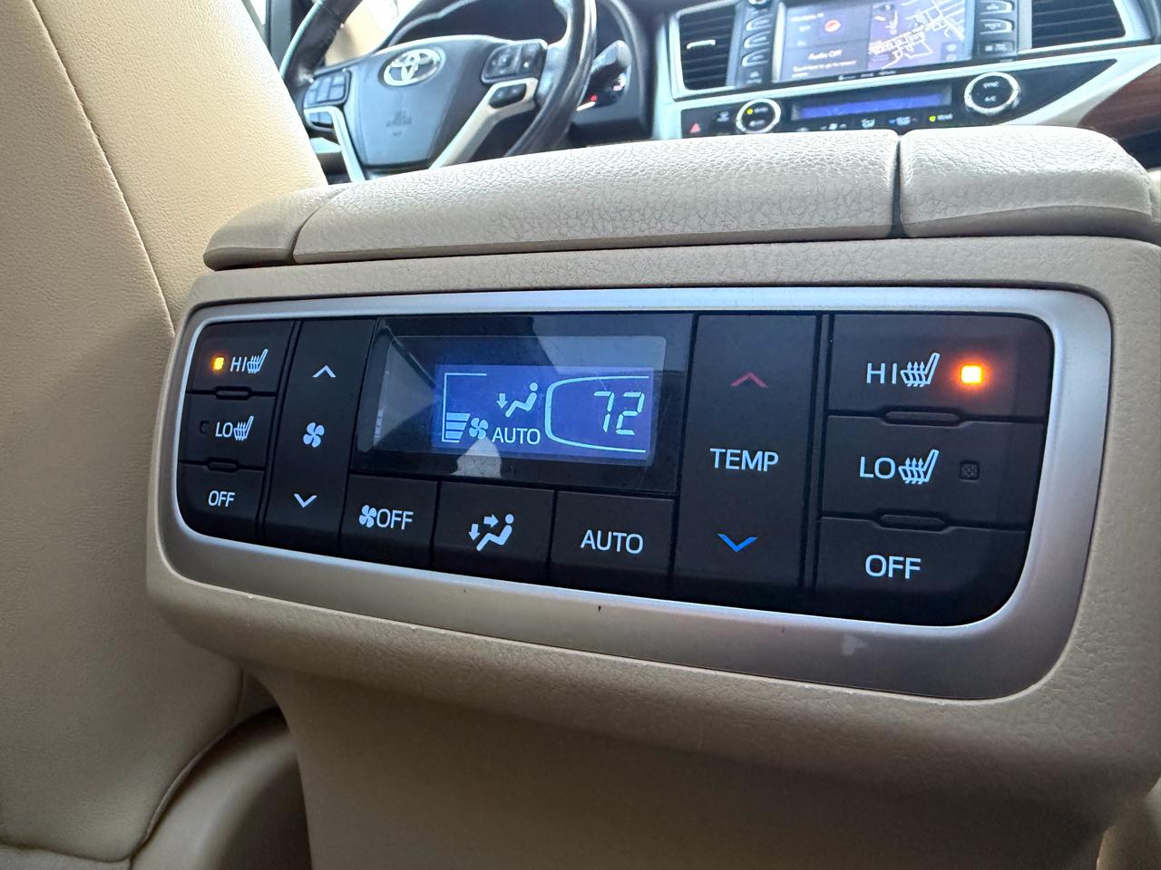 Toyota Highlander Limited V6 AWD (Natl) 2017