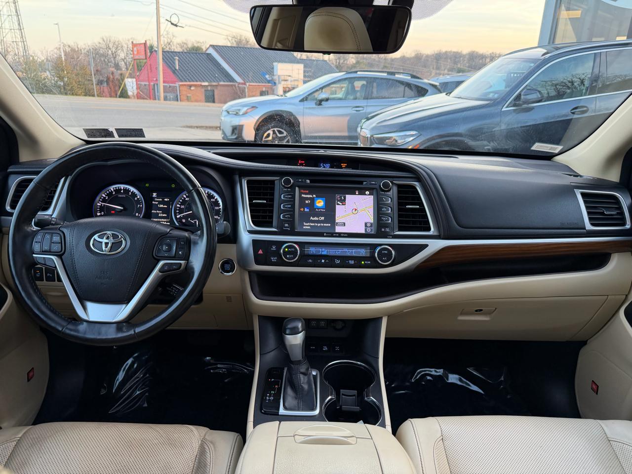 Toyota Highlander Limited V6 AWD (Natl) 2017