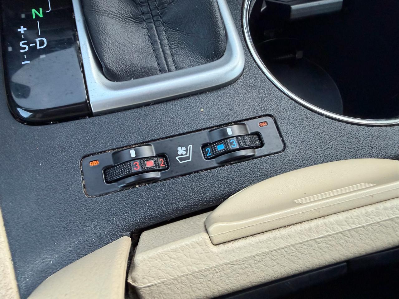 Toyota Highlander Limited V6 AWD (Natl) 2017