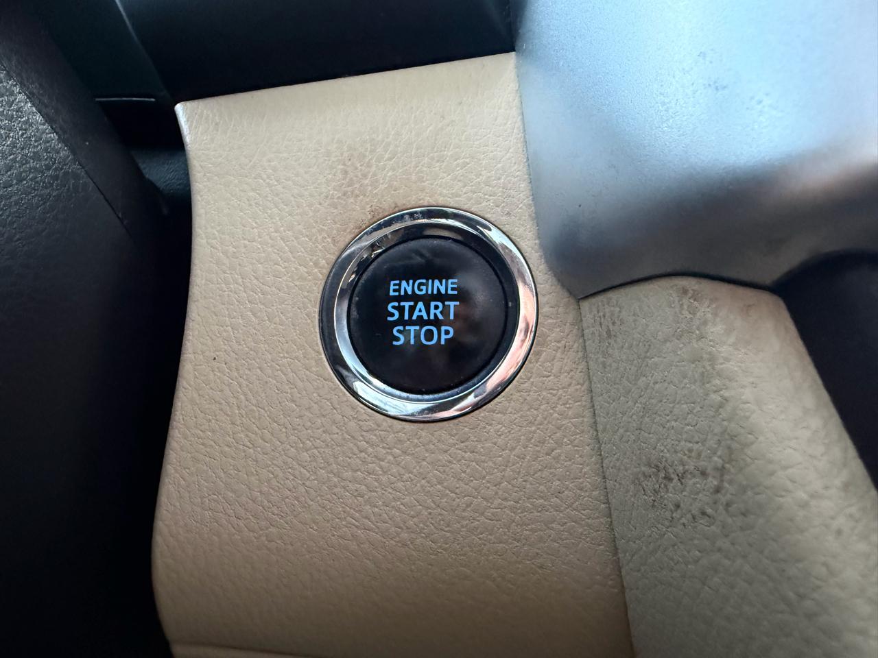 Toyota Highlander Limited V6 AWD (Natl) 2017