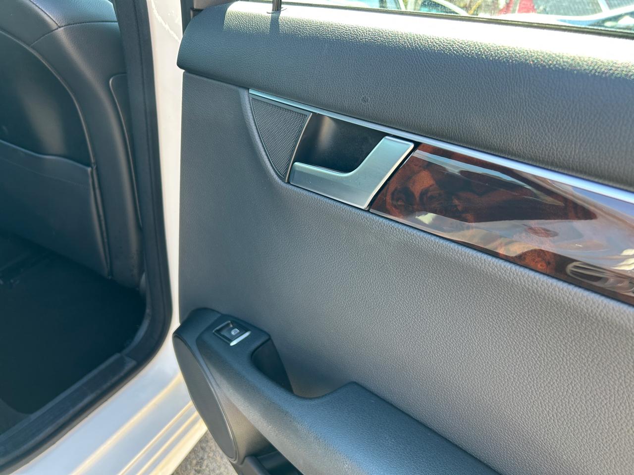 Mercedes-Benz C-Class 4dr Sdn C 250 Sport RWD 2014