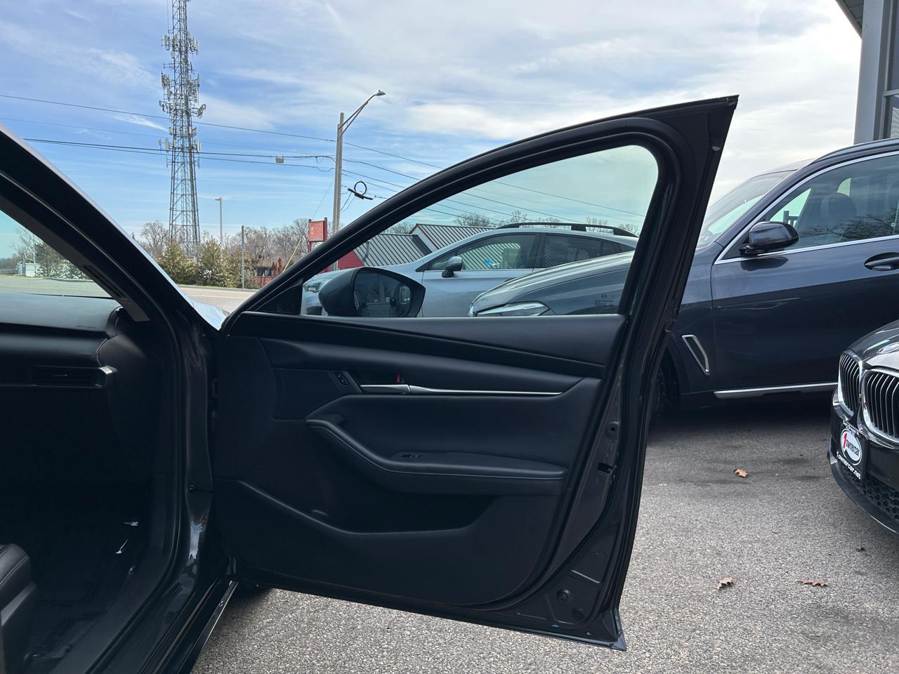 Mazda Mazda3 Sedan Select Package AWD 2020