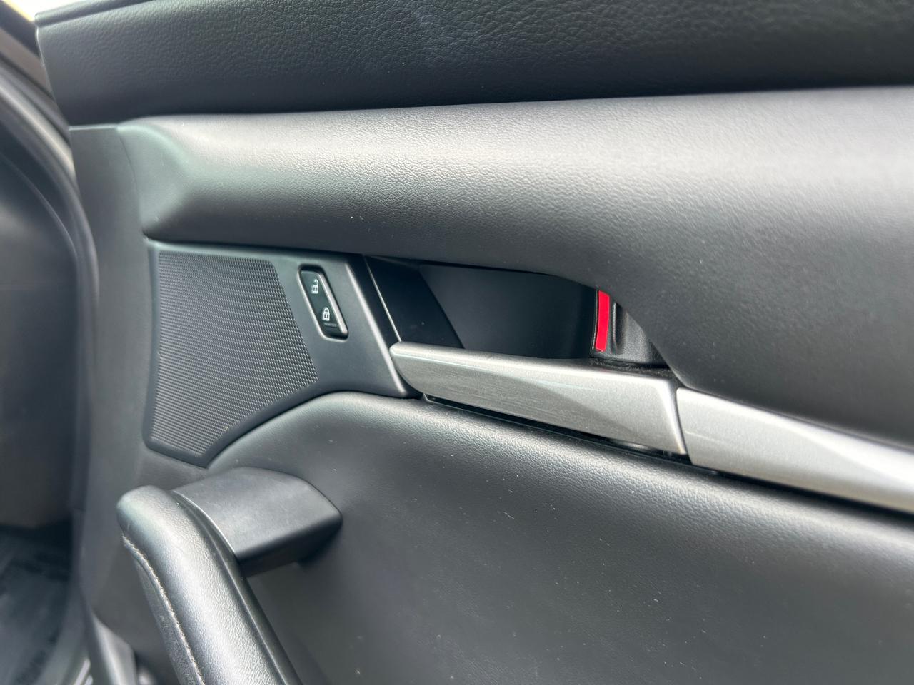 Mazda Mazda3 Sedan Select Package AWD 2020