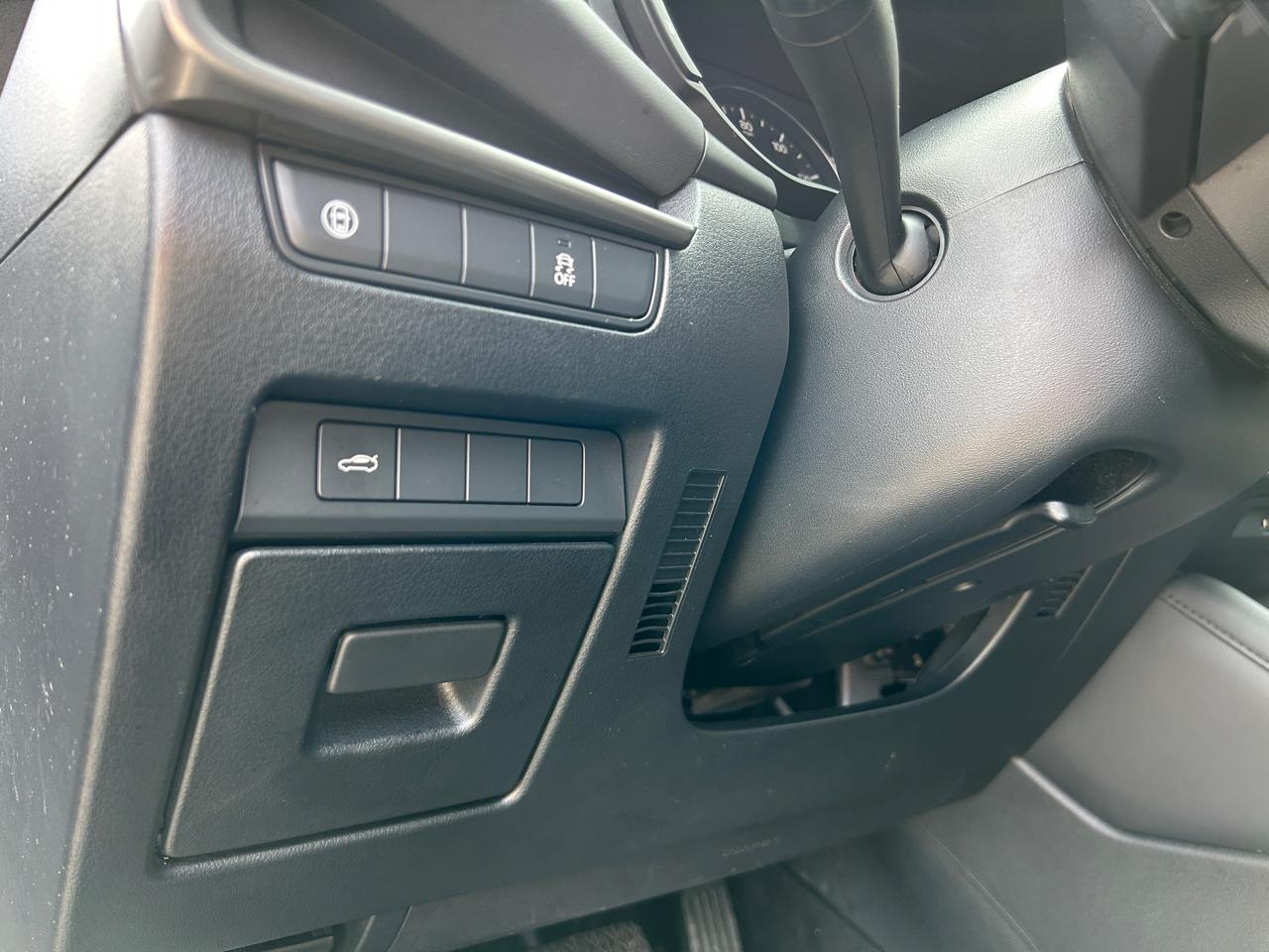 Mazda Mazda3 Sedan Select Package AWD 2020