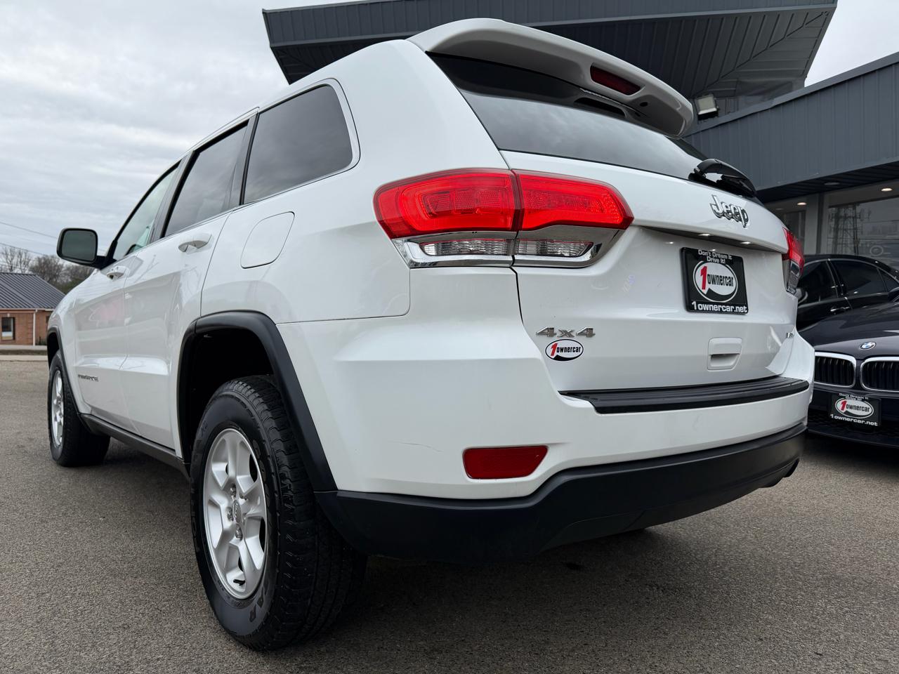 Jeep Grand Cherokee 4WD 4dr Laredo 2016