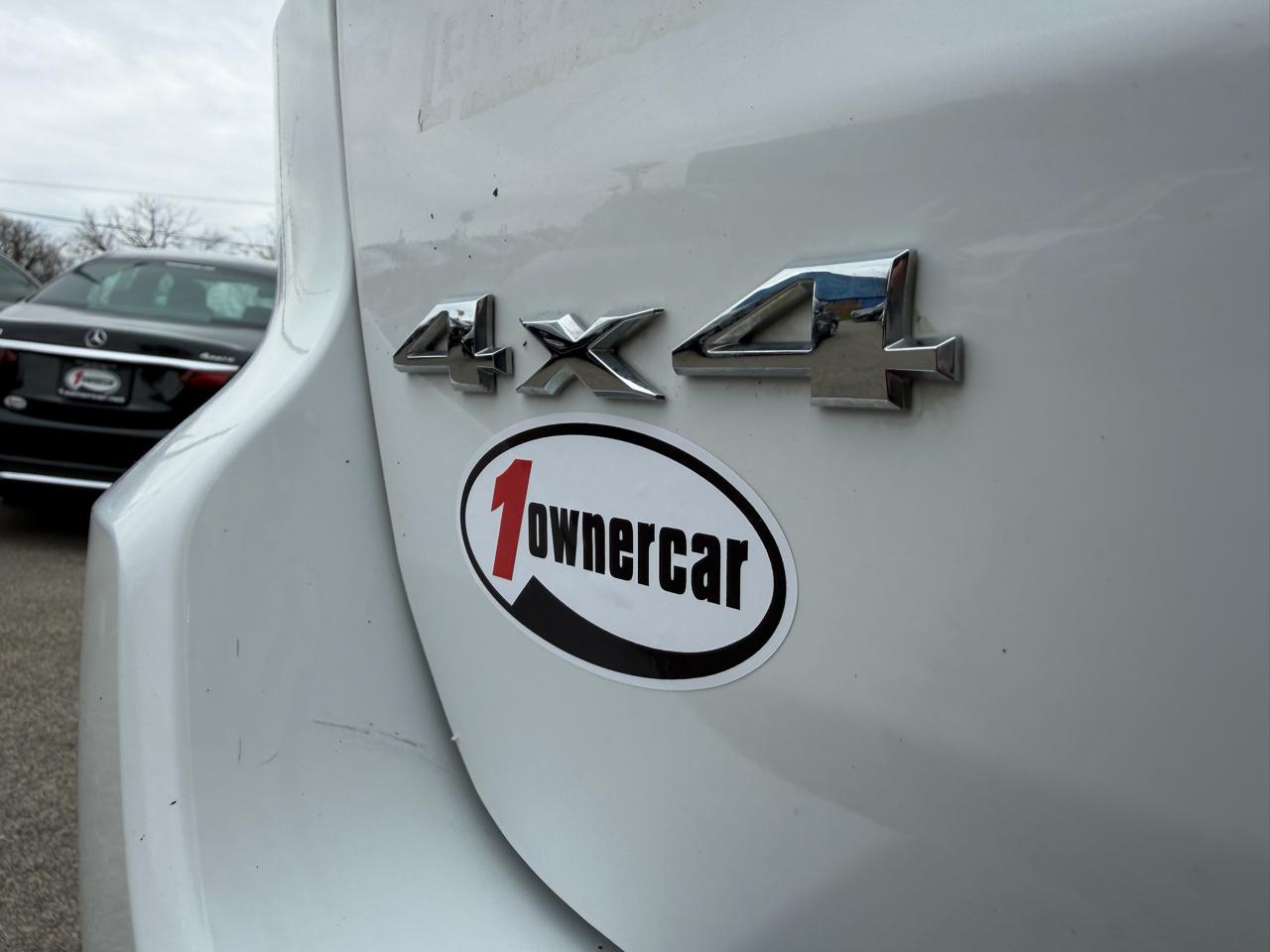 Jeep Grand Cherokee 4WD 4dr Laredo 2016