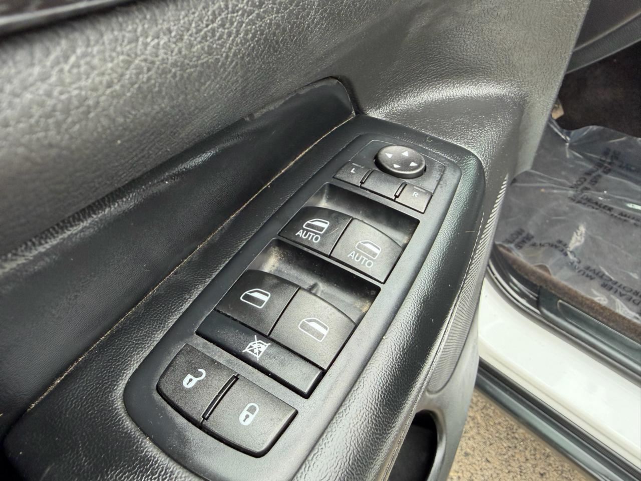 Jeep Grand Cherokee 4WD 4dr Laredo 2016