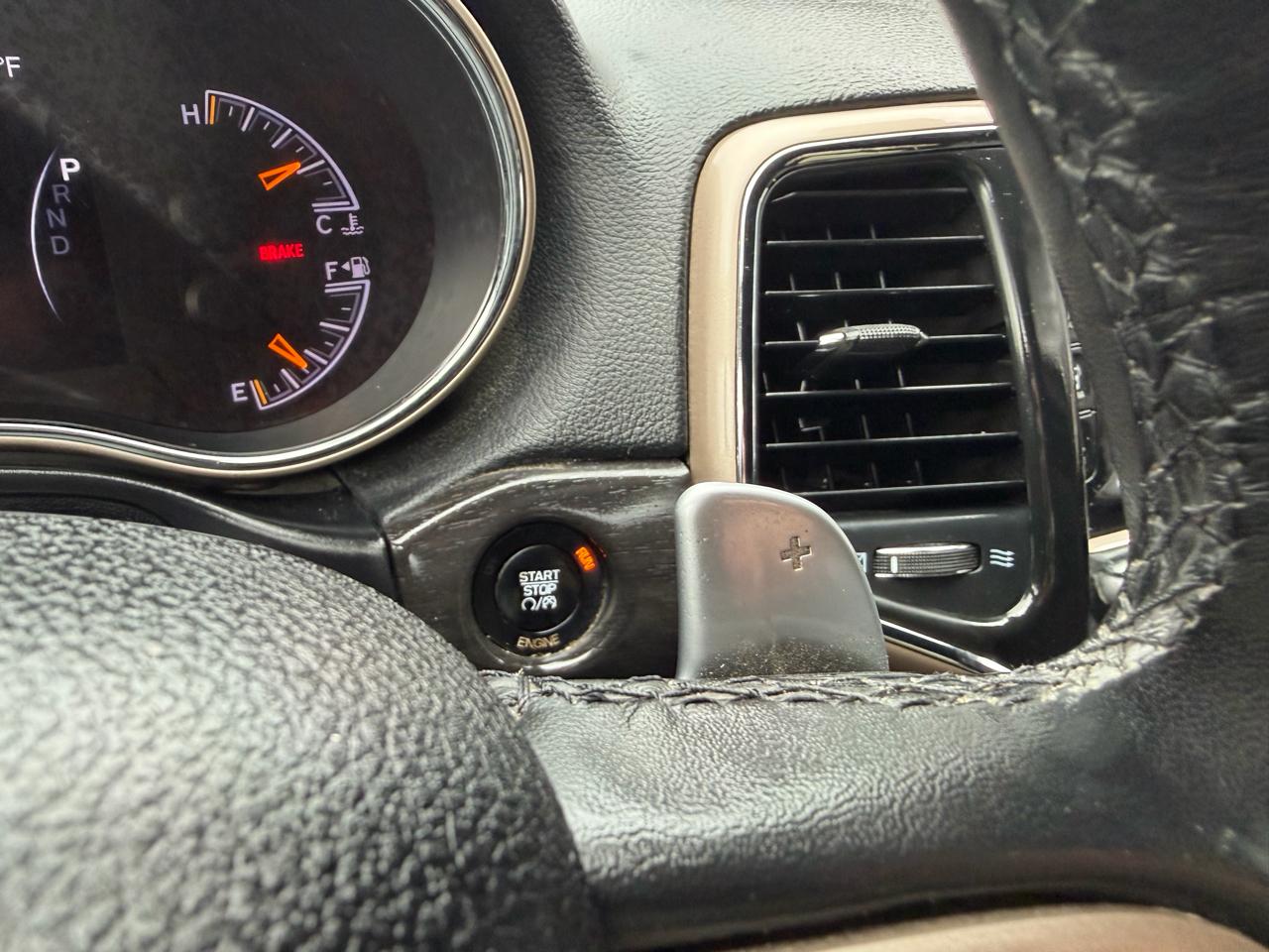 Jeep Grand Cherokee 4WD 4dr Laredo 2016