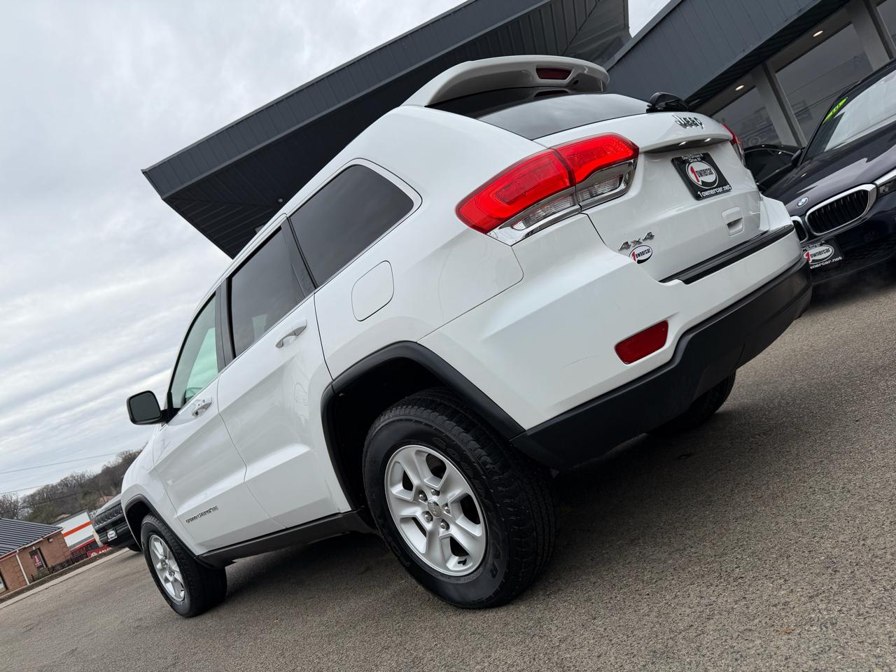 Jeep Grand Cherokee 4WD 4dr Laredo 2016