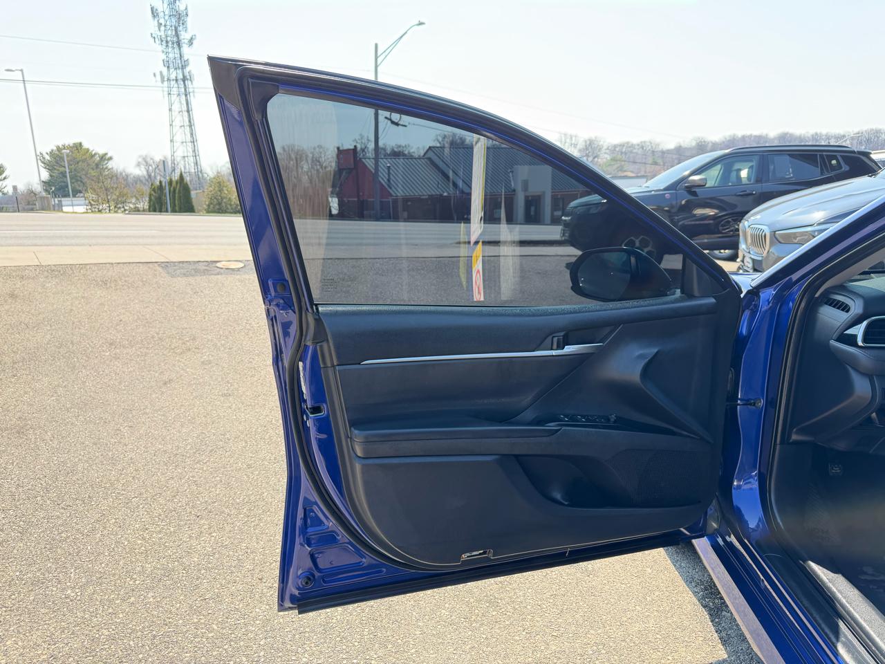 Toyota Camry XLE Auto (Natl) 2018