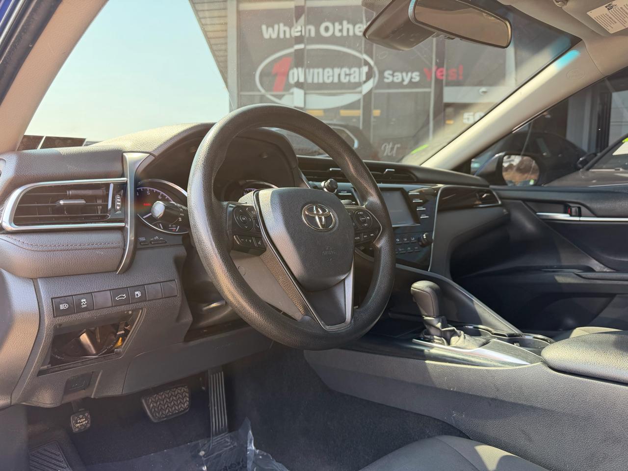 Toyota Camry XLE Auto (Natl) 2018