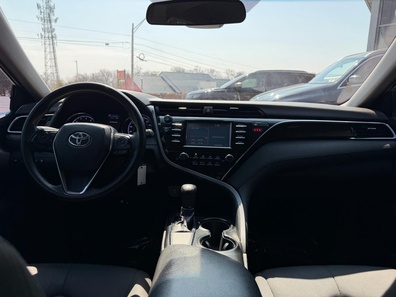 Toyota Camry XLE Auto (Natl) 2018