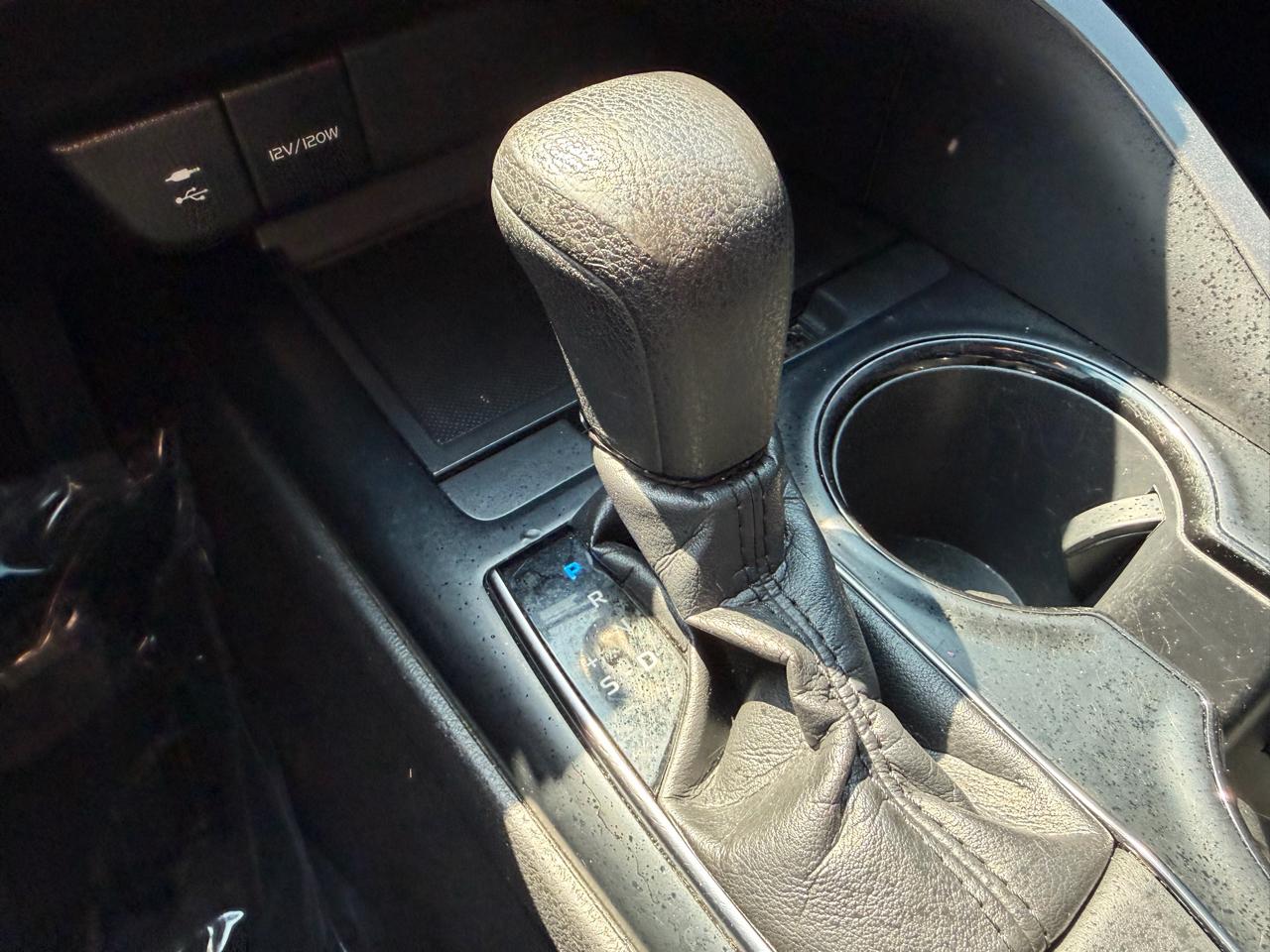 Toyota Camry XLE Auto (Natl) 2018