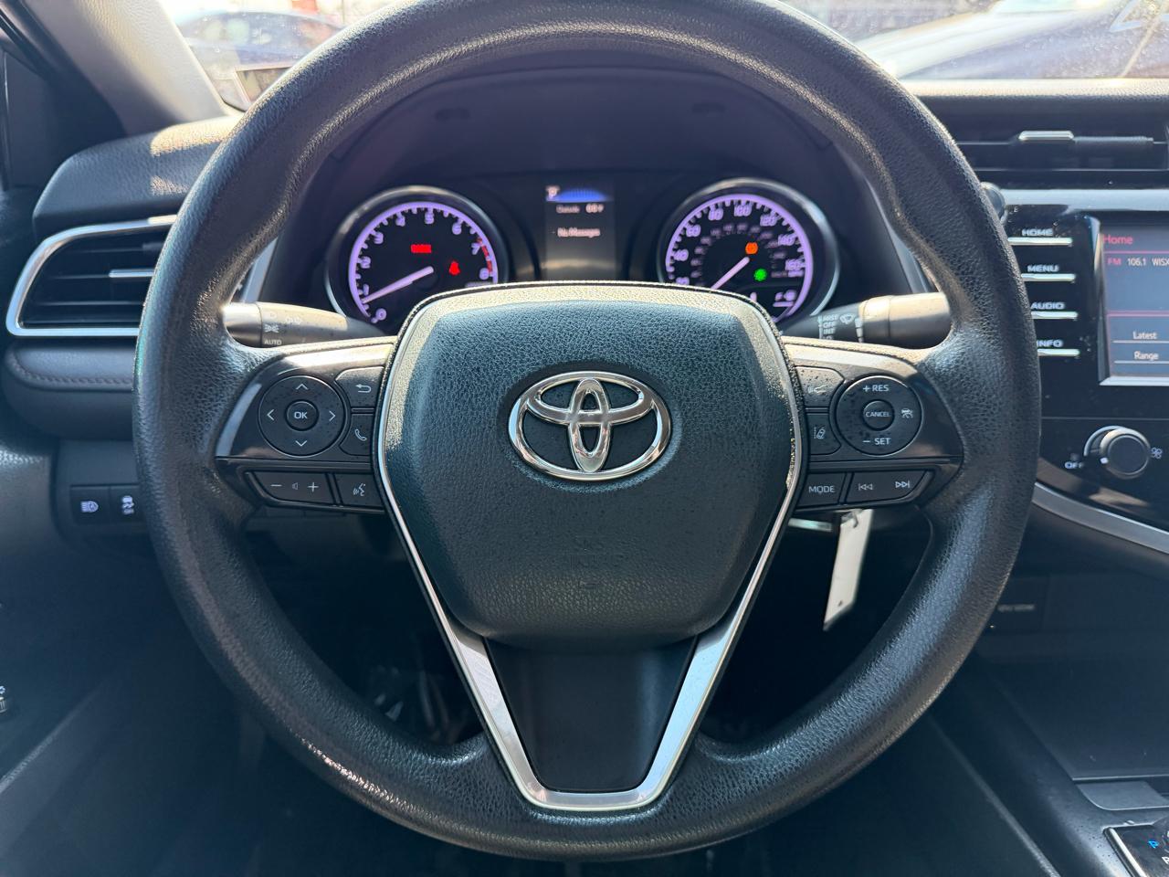 Toyota Camry XLE Auto (Natl) 2018