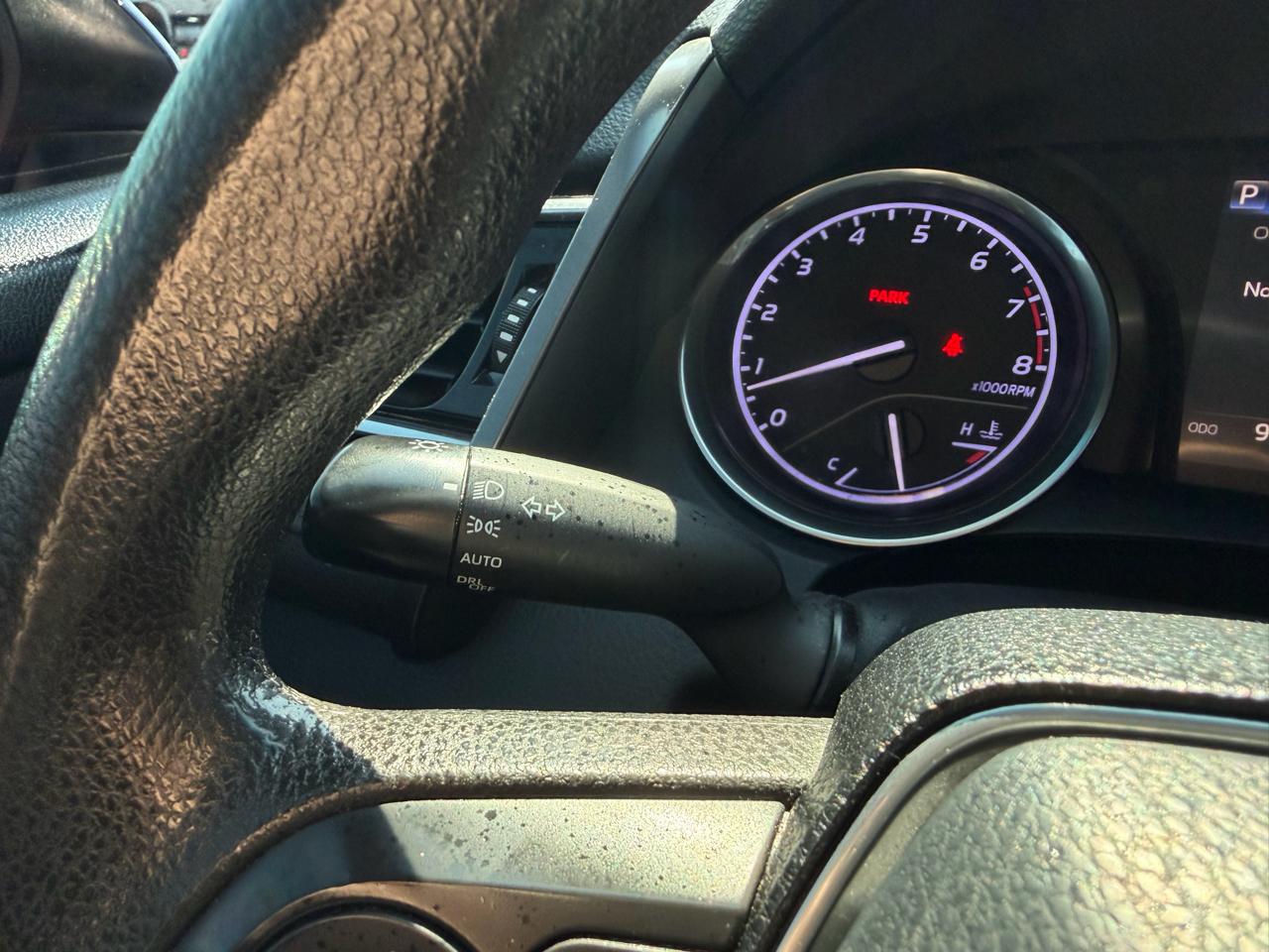 Toyota Camry XLE Auto (Natl) 2018