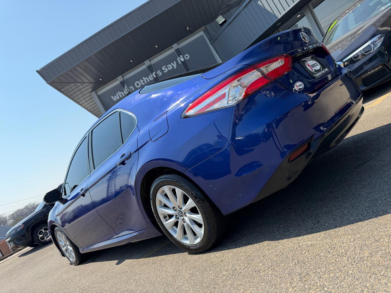 Toyota Camry XLE Auto (Natl) 2018