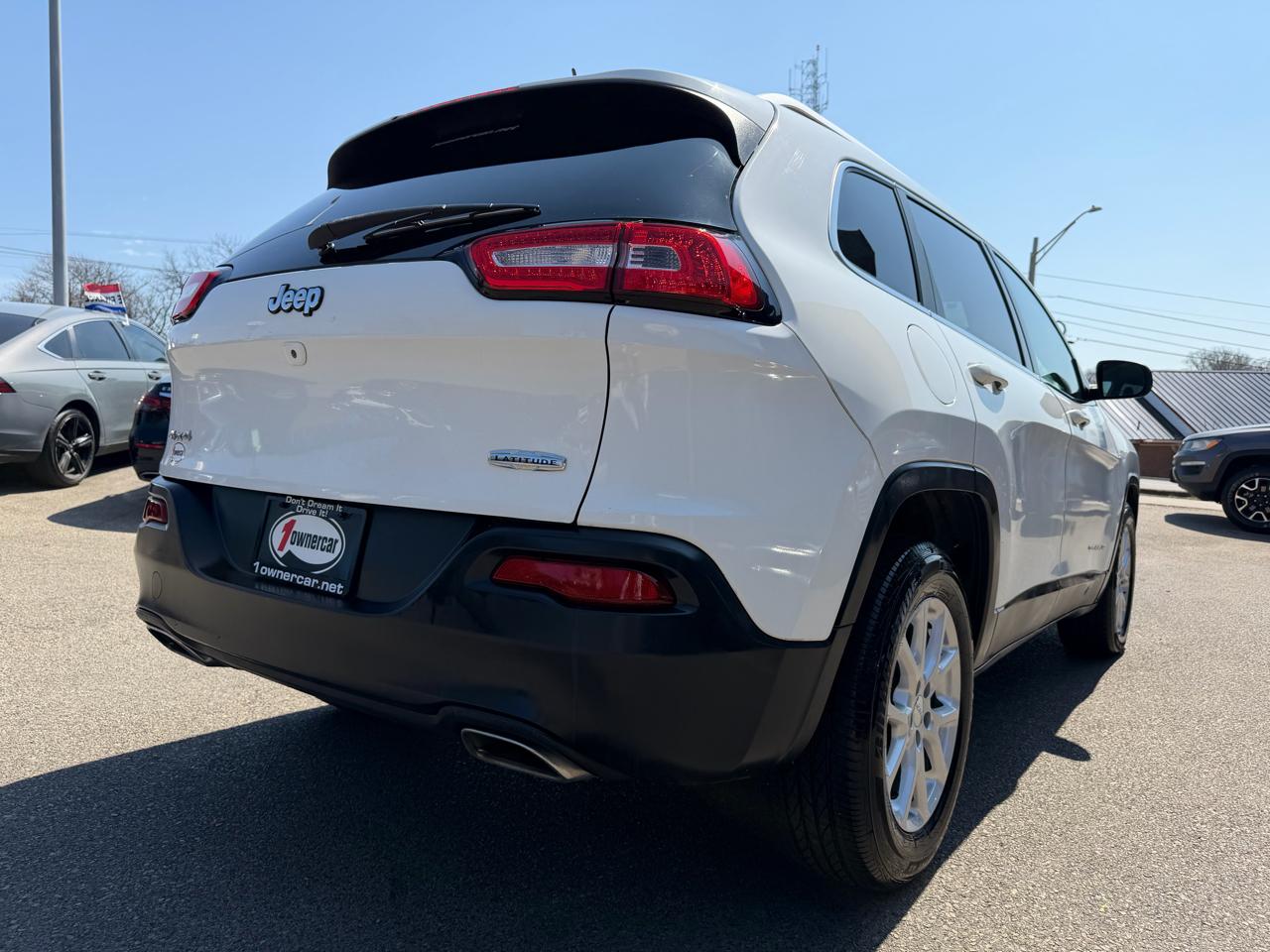Jeep Cherokee 4WD 4dr Latitude 2015