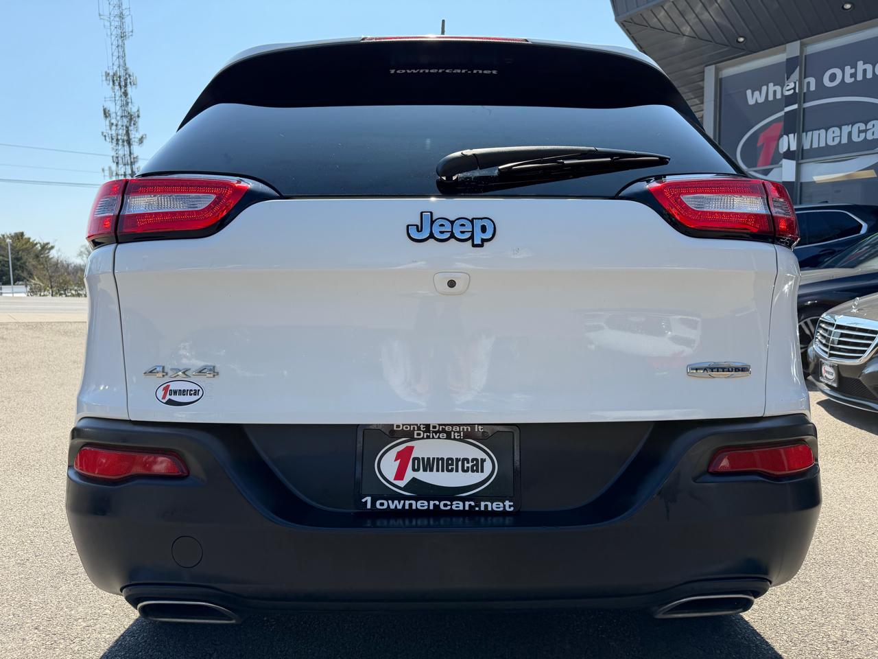 Jeep Cherokee 4WD 4dr Latitude 2015