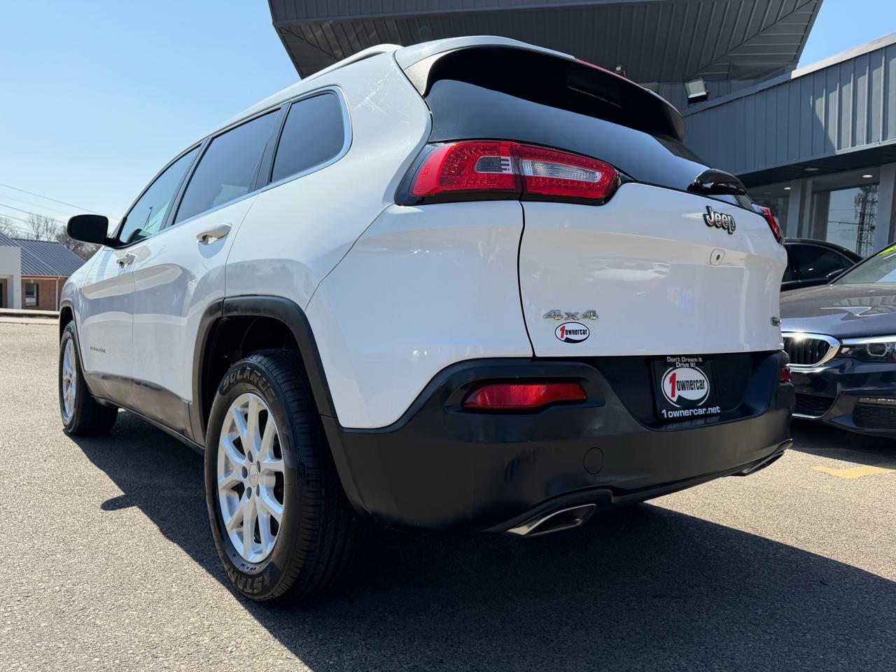 Jeep Cherokee 4WD 4dr Latitude 2015