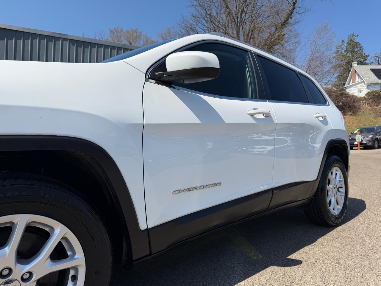 Jeep Cherokee 4WD 4dr Latitude 2015